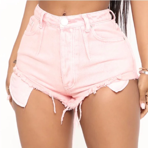 Light Pink Denim Shorts - size 27 🩷 - Picture 3 of 4
